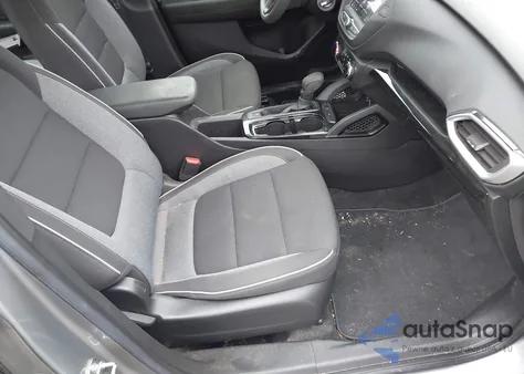 2023 Chevrolet Trailblazer Fwd Ls z USA, uszkodzony, nr VIN KL79MMS22PB019887